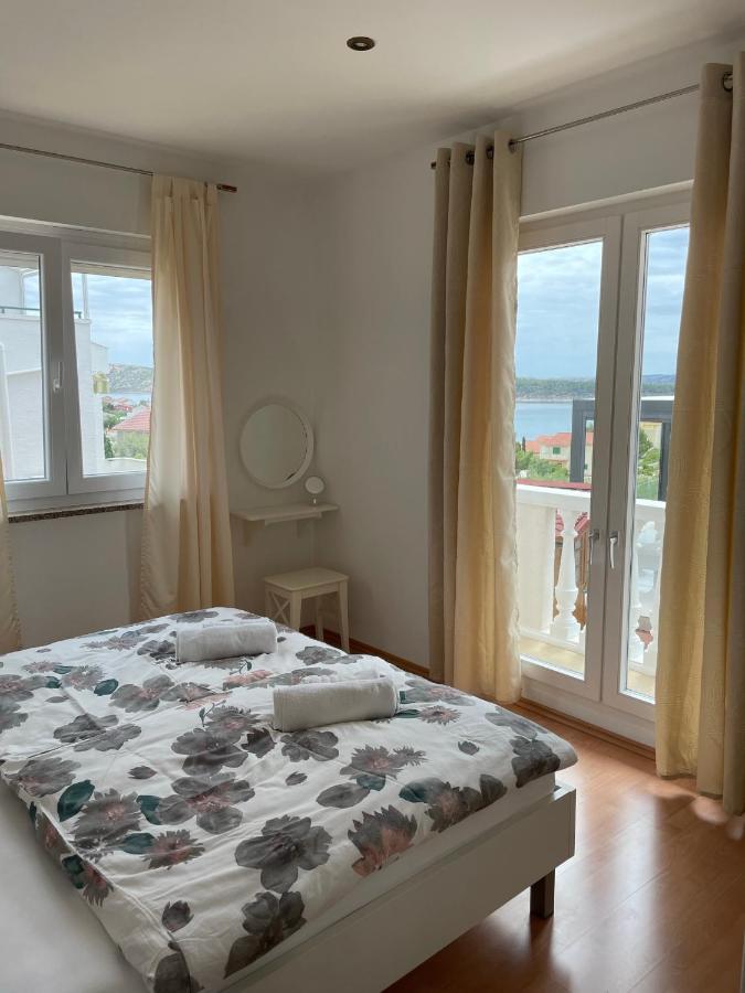 Apartments Rafaela Barbat na Rabu Ngoại thất bức ảnh