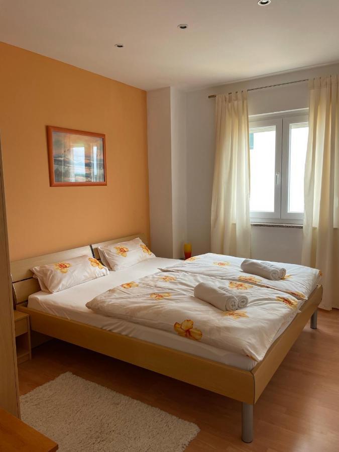 Apartments Rafaela Barbat na Rabu Ngoại thất bức ảnh