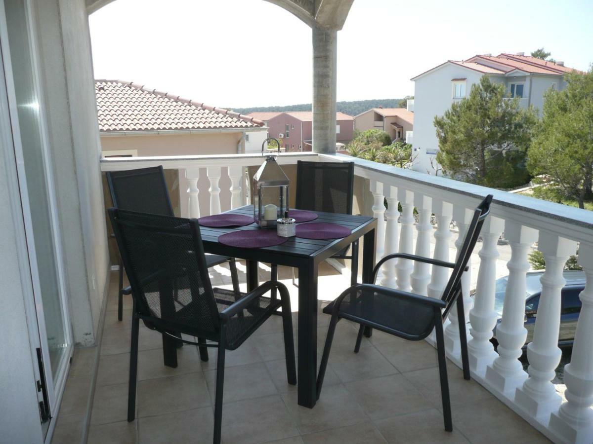 Apartments Rafaela Barbat na Rabu Ngoại thất bức ảnh