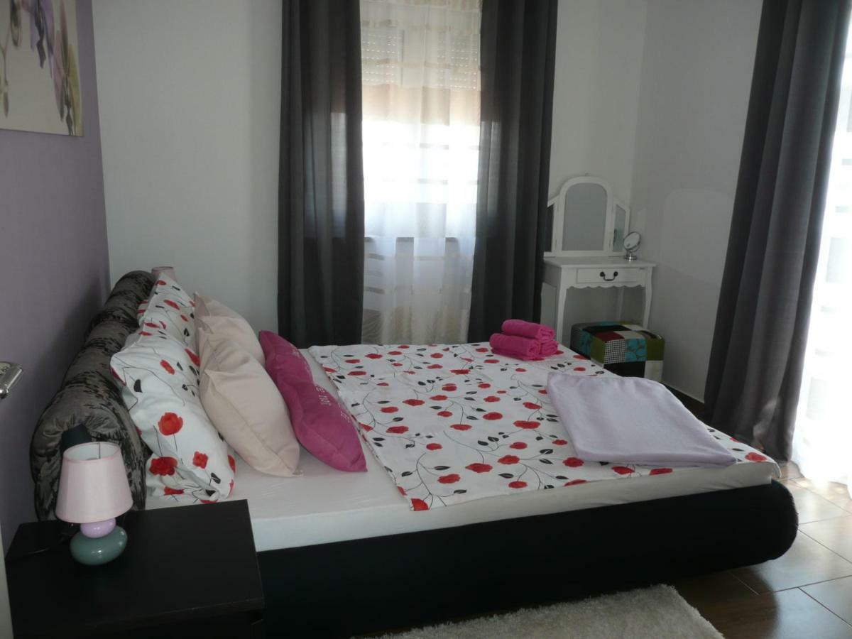 Apartments Rafaela Barbat na Rabu Ngoại thất bức ảnh